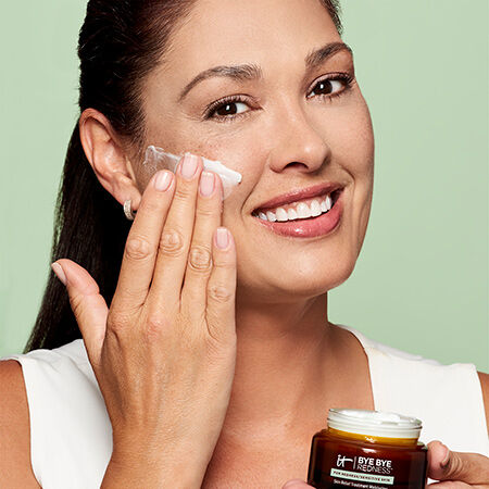 Bye Bye Redness Sensitive Skin Moisturizer IT Cosmetics