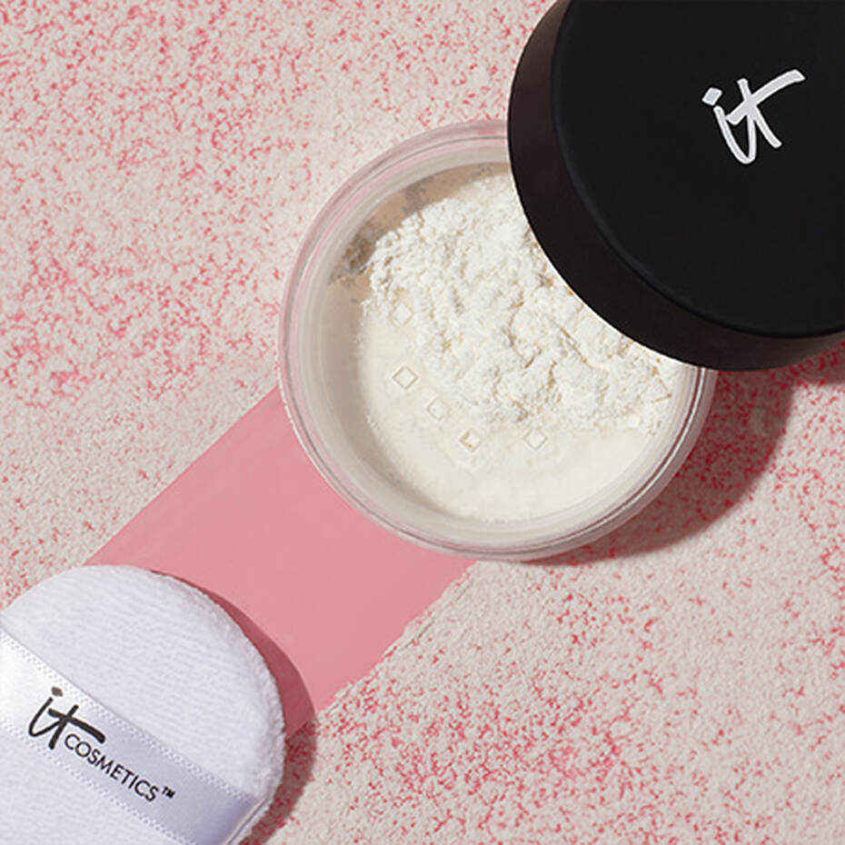 Bye Bye Pores Translucent Loose Setting Powder IT Cosmetics