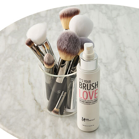 IT’s Your Brush Love Makeup Brush Cleaner IT Cosmetics
