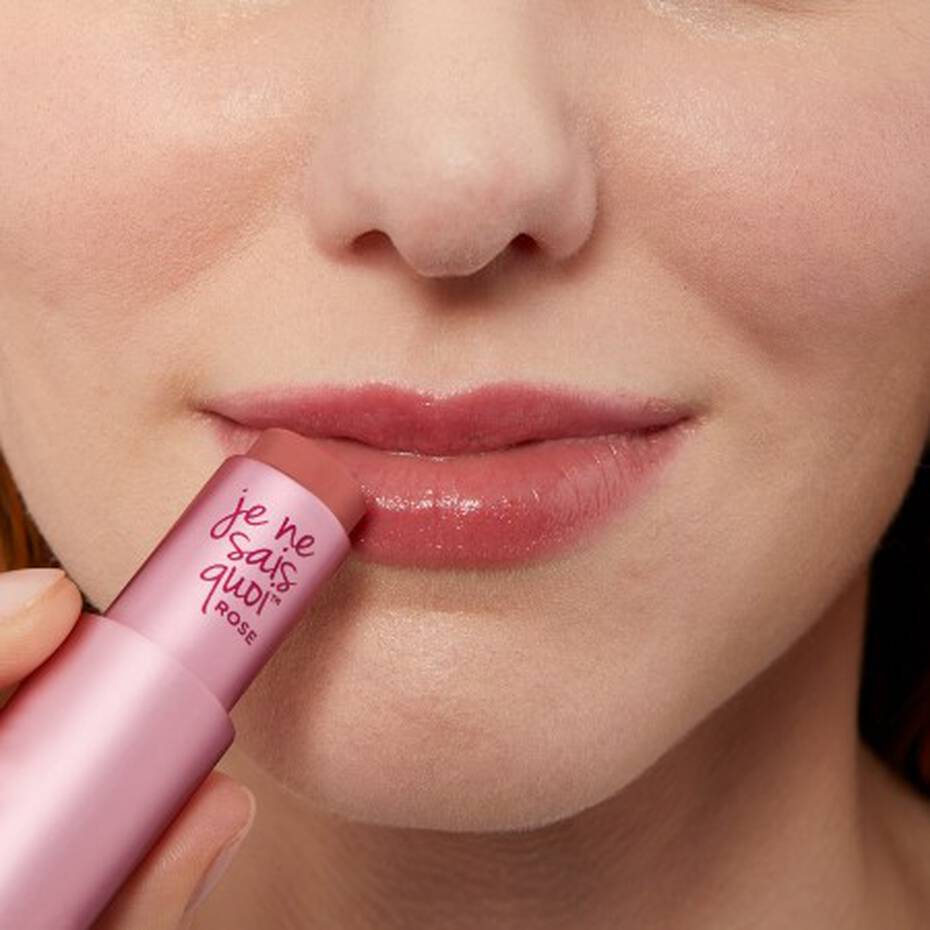 Je Ne Sais Quoi Hydrating Lip Balm Treatment IT Cosmetics