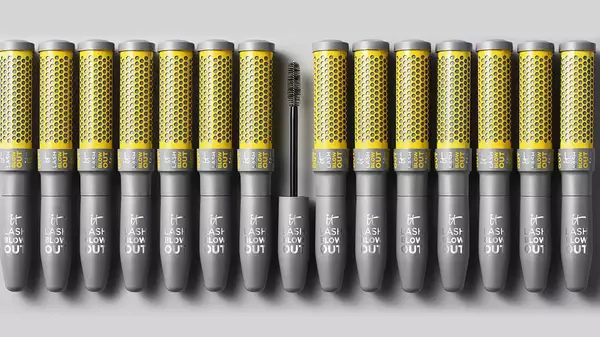 15 Lash Blowout Mascaras in a Row