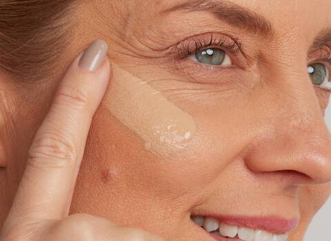 difference between bye bye foundation and tinted moisturizer it cosmetics