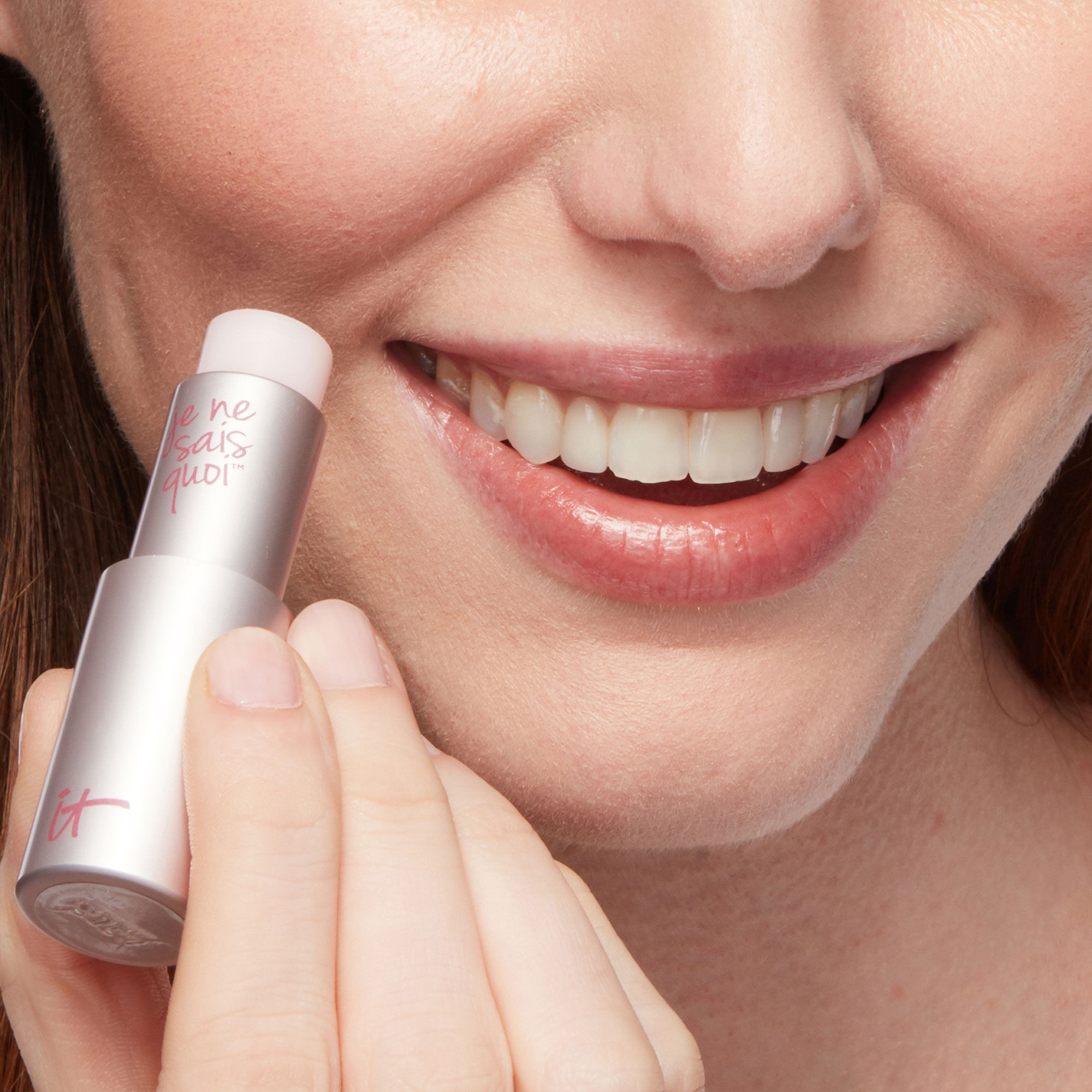Cracked lips shop treatment