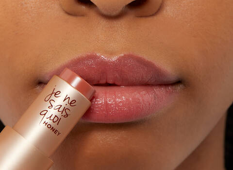 IT Cosmetics guide to plumper lips