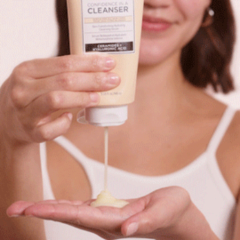 DISPENSE & LATHER