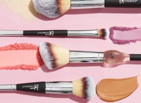 Five Various IT Cosmetic Makeup Brushes