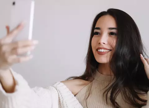 5 IT Cosmetics’ Digital Beauty Services