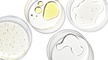 SKIN-LOVING INGREDIENTS