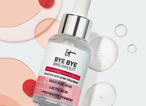A product shot photo of IT Cosmetics Bye Bye Breakout Salicylic Acid Treatment