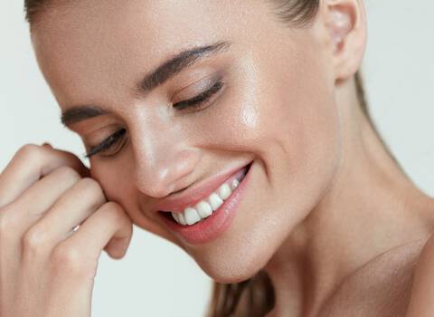 Nail your IT Cosmetics anti-aging skincare routine for smooth